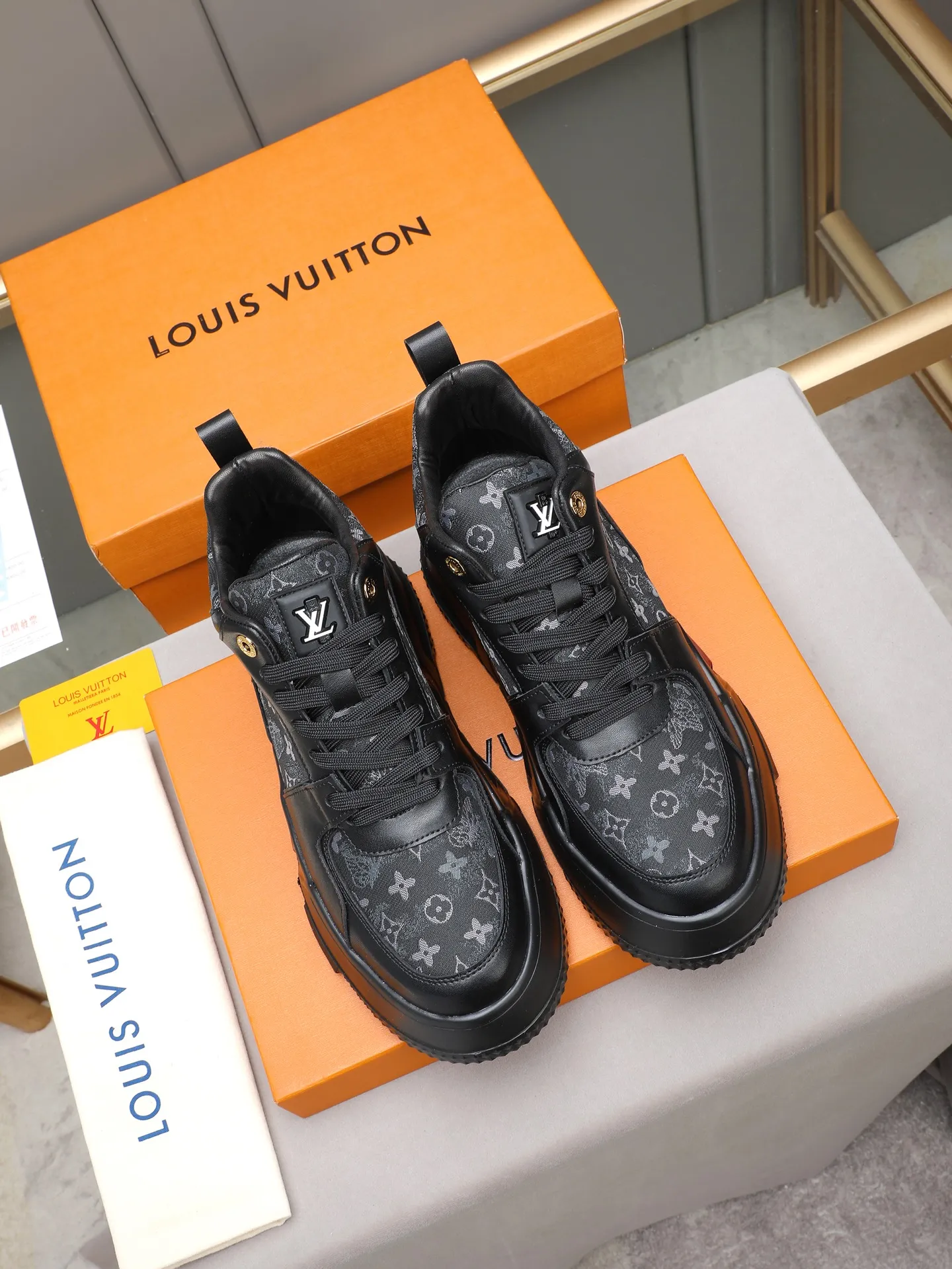 PP460 High Top Men's [LV] Autumn and winter high top classic hot style💝 👣👣Perfect last shape, beautiful design style 💋 💋This winter is no longer cold😢😢Cow leather➕LV special material➕Breathable sheep lining➕Non-slip and wear-resistant foam air cushion outsole🎩A must-have for fashionable men❗Number: 38-44 (45 custom-made) The real thing looks better🎬The real thing looks better👅, 5 colors to choose from